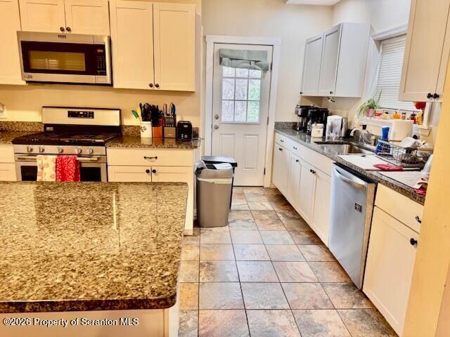 Foto del edificio - 815 Monroe Ave