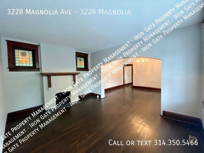 Building Photo - 3228 Magnolia-