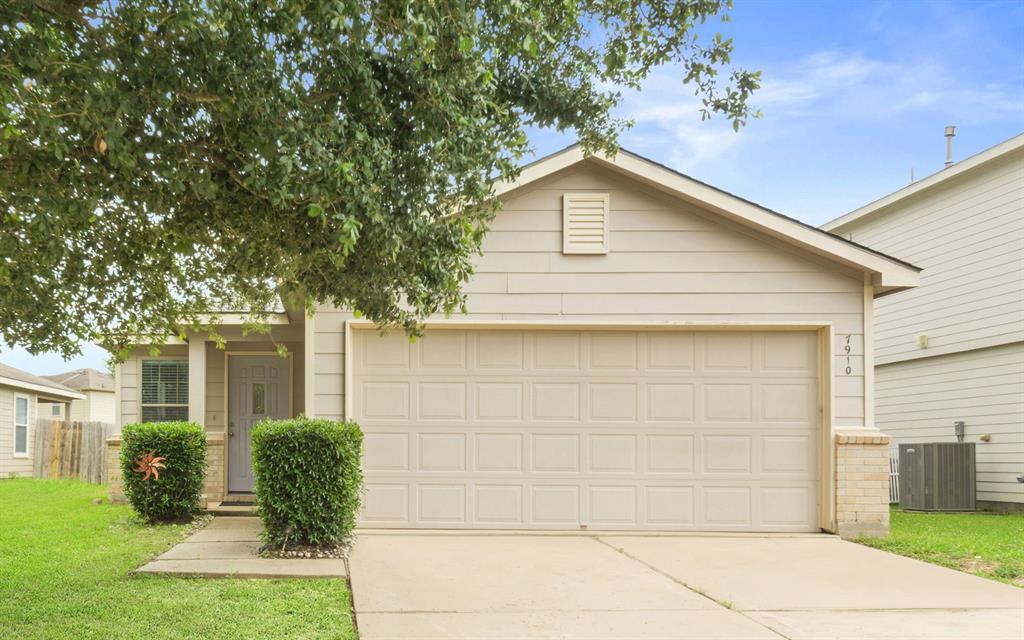 Foto principal - 7910 Buffalo View Ln