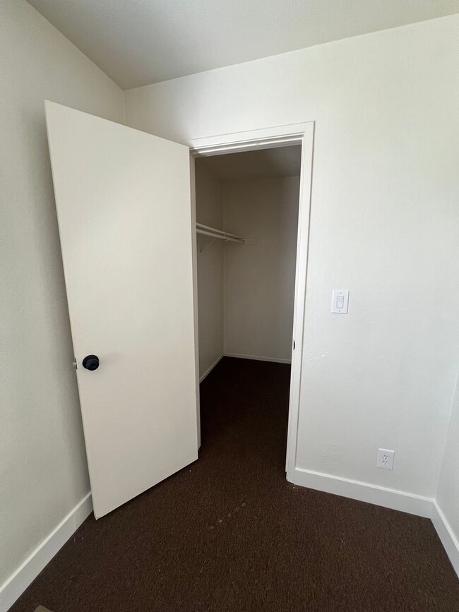 Foto del edificio - Two Bedroom Condo for Rent in Vacaville