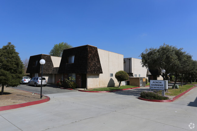 Building Photo - Acacia Gardens
