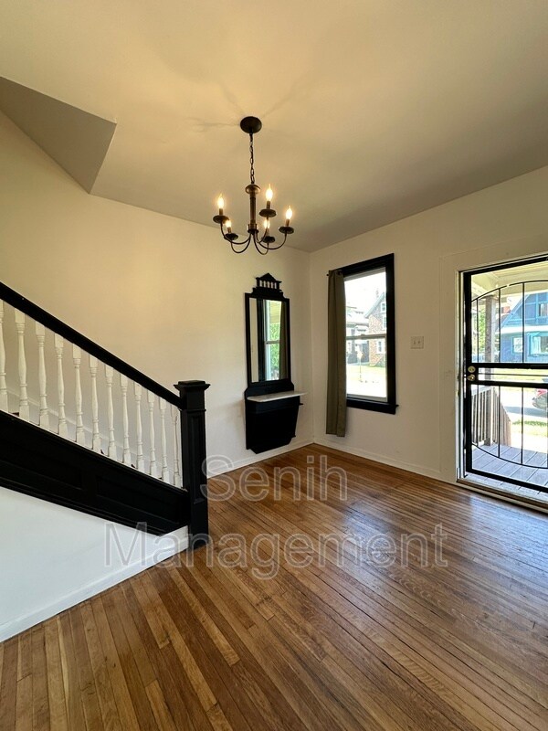 Foto del edificio - 421 Chandler St