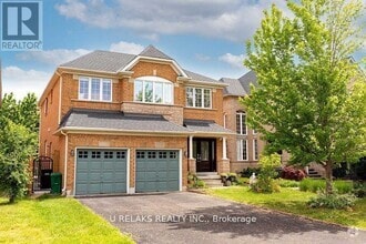 Building Photo - 4845 Colombo Crescent