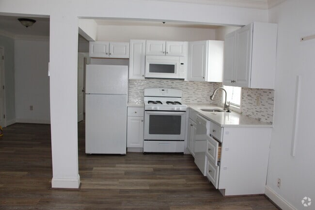 Building Photo - 911 N Fillmore St