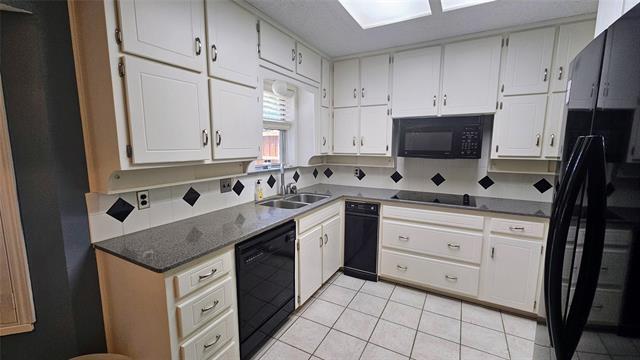 Foto del edificio - 2529 Westpark Way Cir
