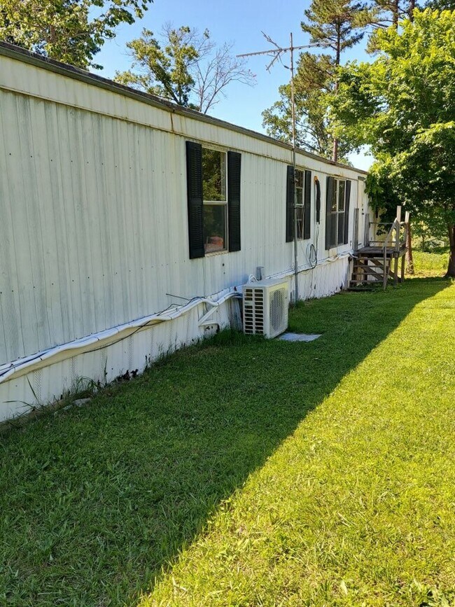 Building Photo - 8347 Parkview Ln. #48