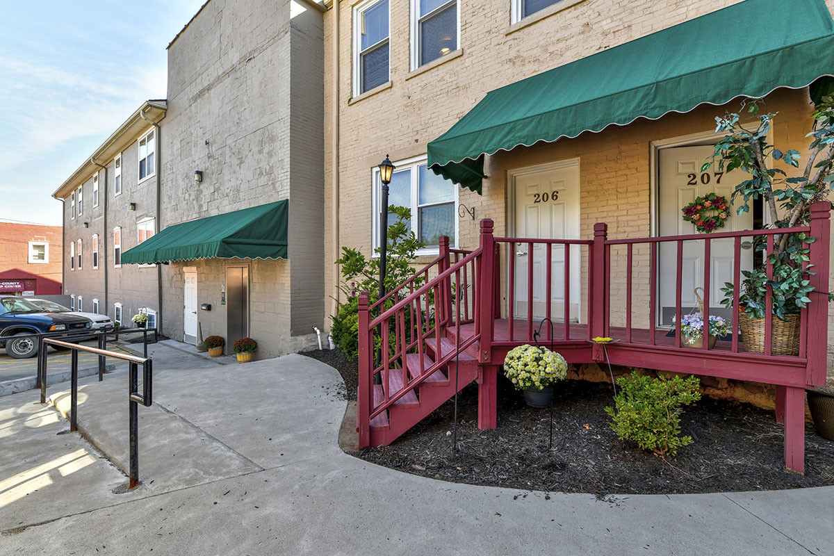 Foto principal - St. Clairsville Courtyard