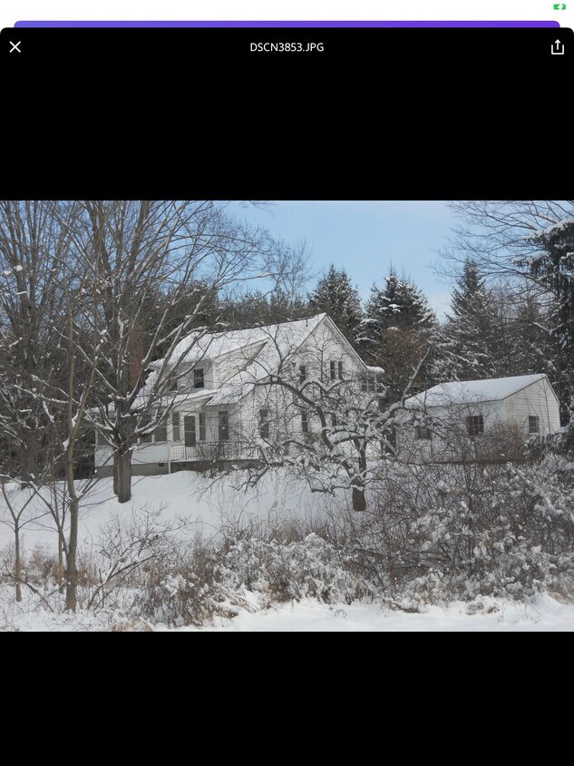 37 W Dorsey Ln, Hyde Park, NY 12538 Apartments in Hyde Park, NY