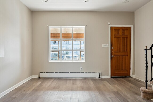 Building Photo - 6223 Spruce St