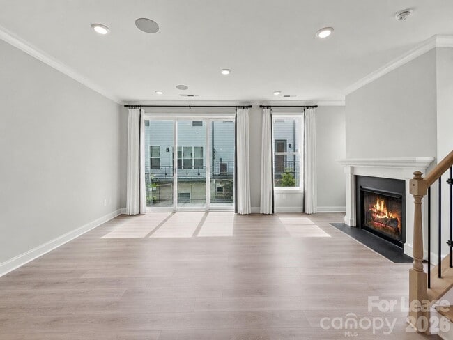 Building Photo - 5029 Westmead Ln