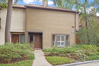 Building Photo - 11711 Memorial Dr