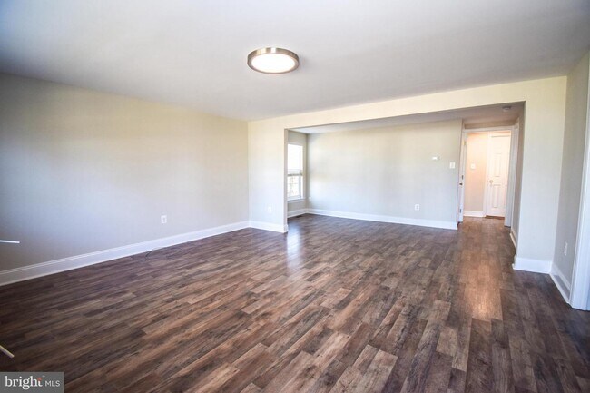 Building Photo - 2011 Limekiln Pike