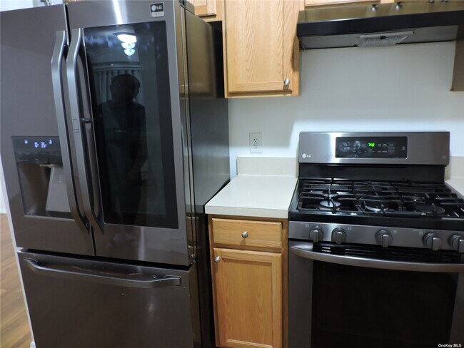 Foto del edificio - 219-42 141st Ave