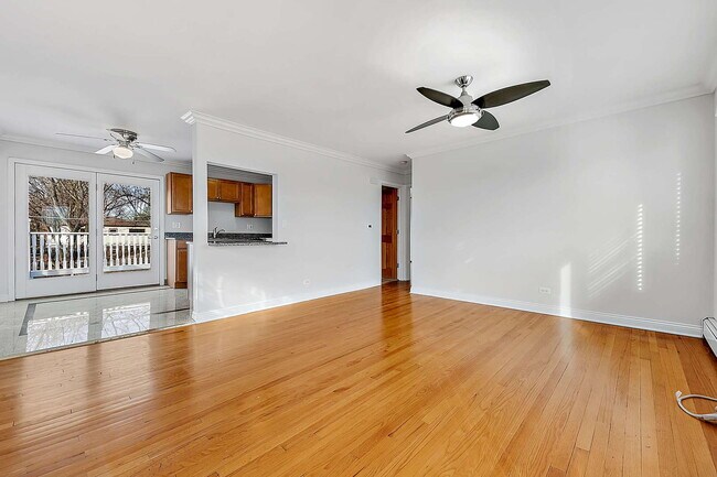 Building Photo - 4386 Woodland Ave
