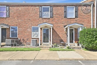 Building Photo - 3517 Briel St