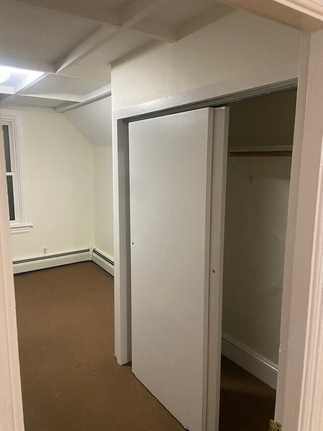 dormitorio1 - 30 Tucker Ave