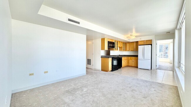 Building Photo - HIGHLY DESIRABLE 2 BEDROOM END UNIT IN THE...