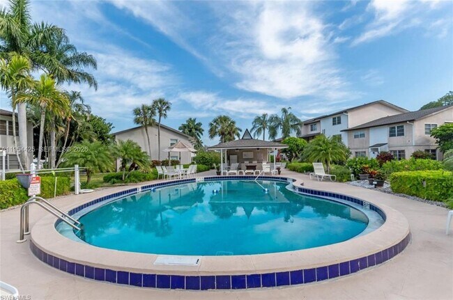 Foto del edificio - 180 Cypress Way E