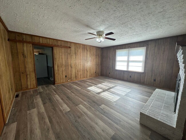 Foto del edificio - 3564 Wards Rd