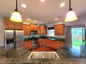 Building Photo - 1624 Gale Ct