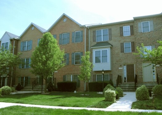 Primary Photo - St. James Village North