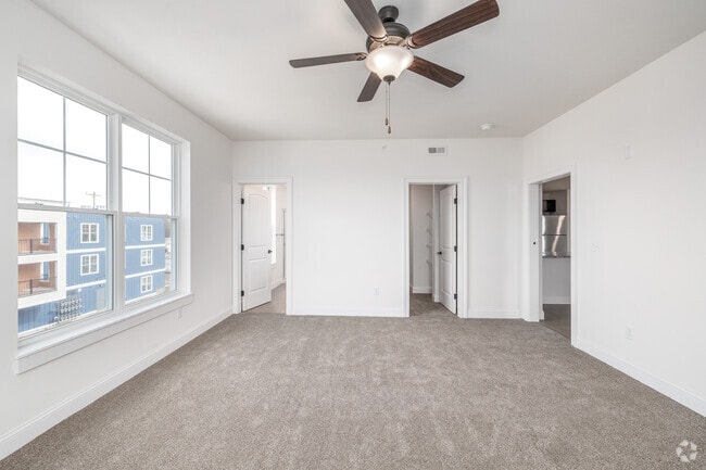 2BR, 2BA - 1,280SF - Primary Bedroom - The Residences at LeMoyne Manor