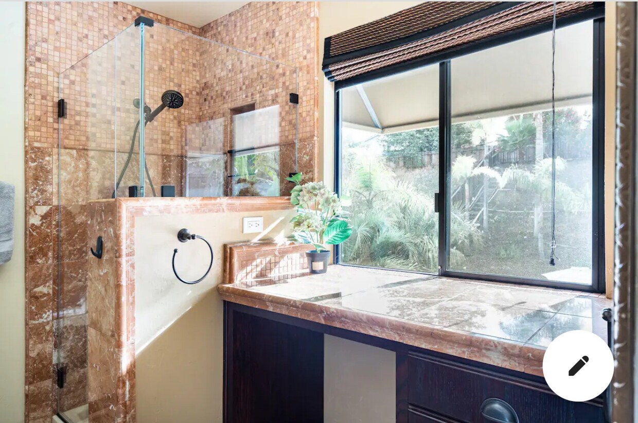 Foto principal - 410 Boulder Dr