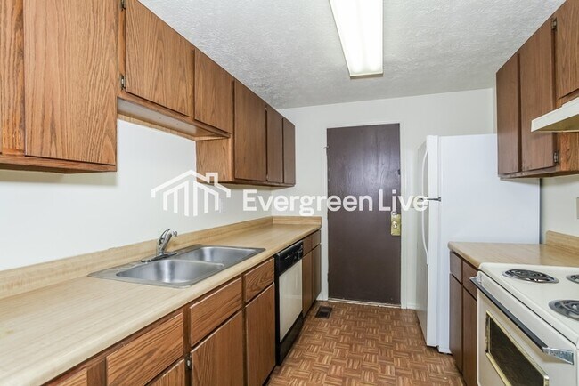 Foto del edificio - 8654 Belle Chase Dr