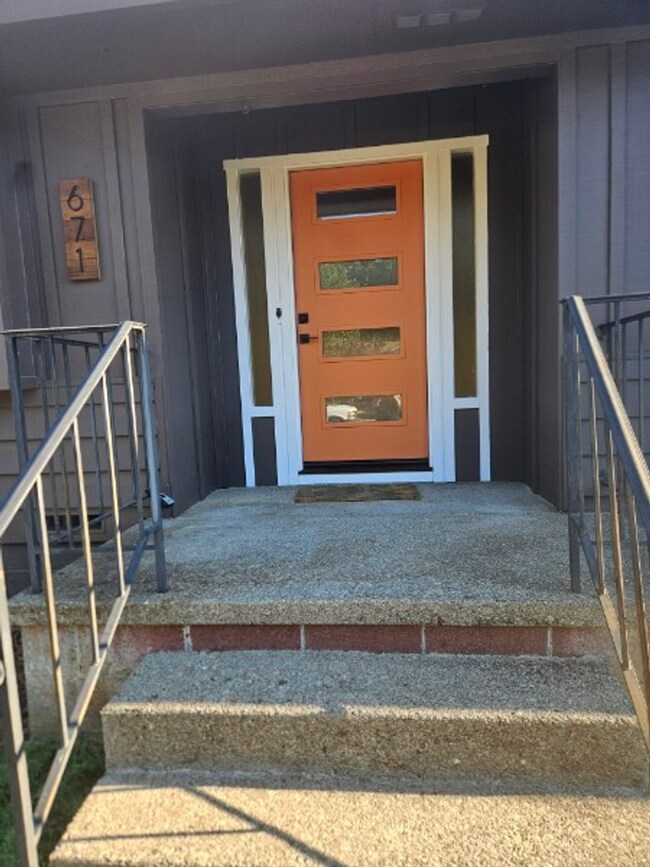 Foto del edificio - Available Now in Lakeport