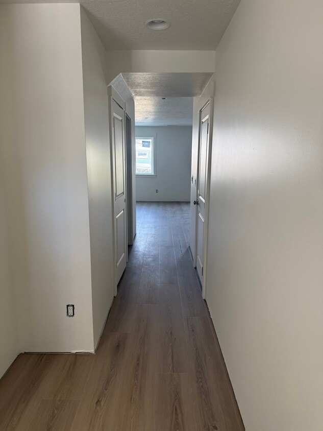 Foto del edificio - 2070 N 325 E
