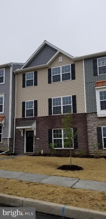 Foto principal - 4520 Wild Orchid Ln