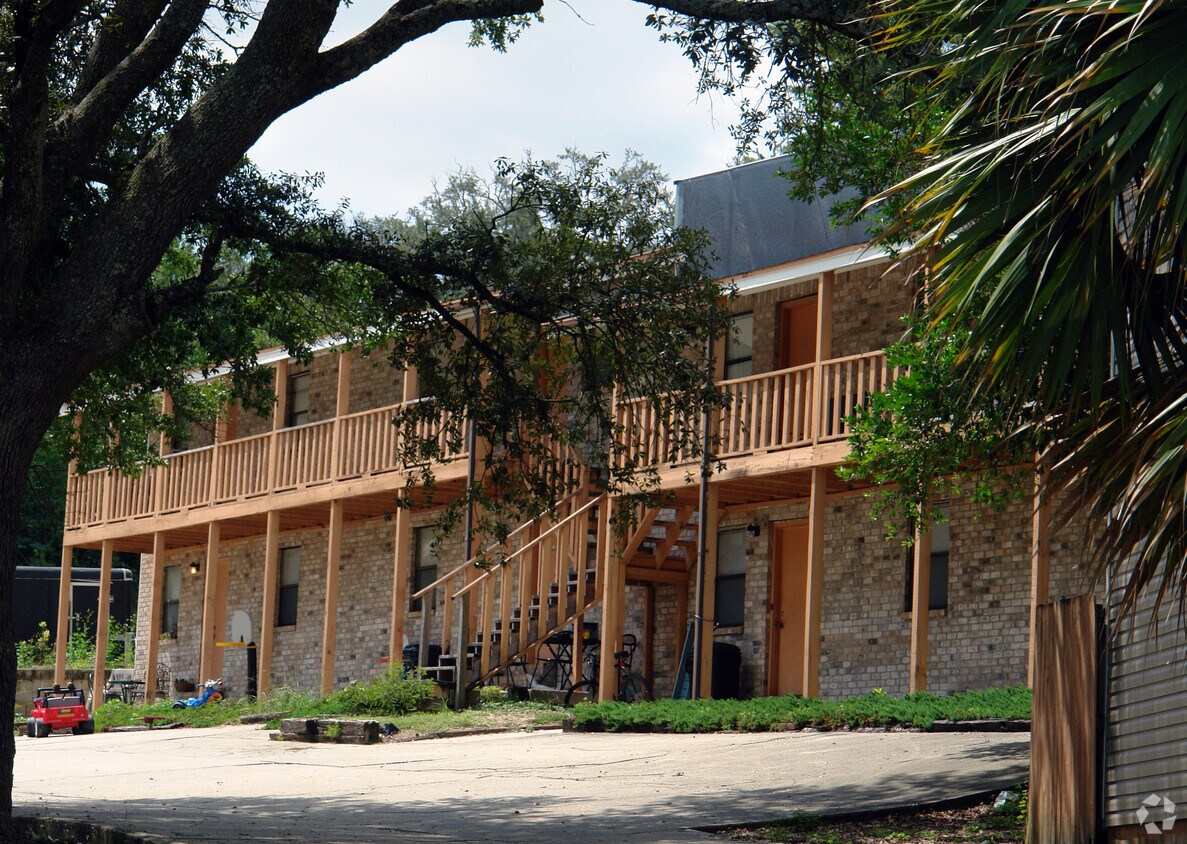 706 Howell Road - Niceville Apartments