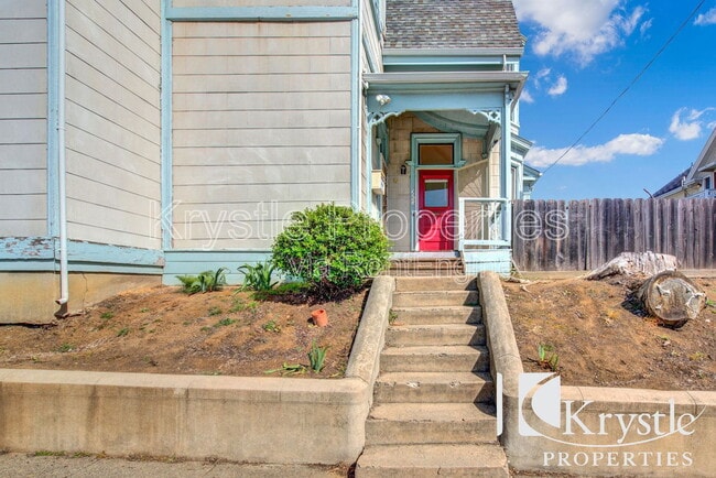 Building Photo - 1128 Marin St