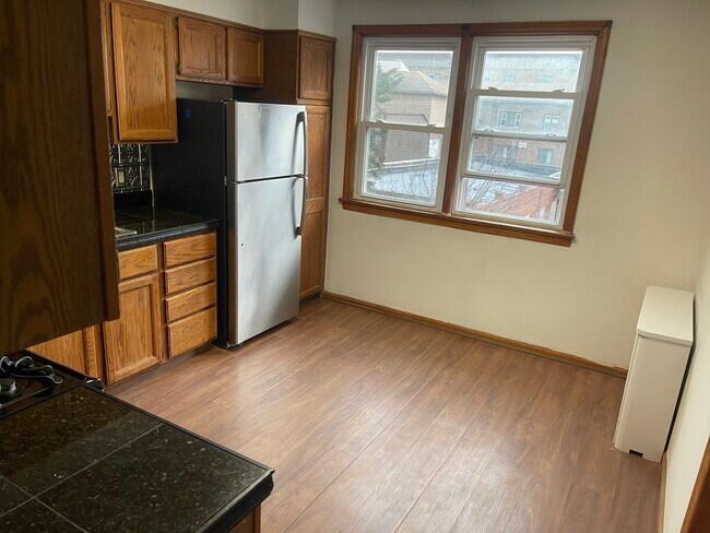 Foto del edificio - 120-2 W 26th St