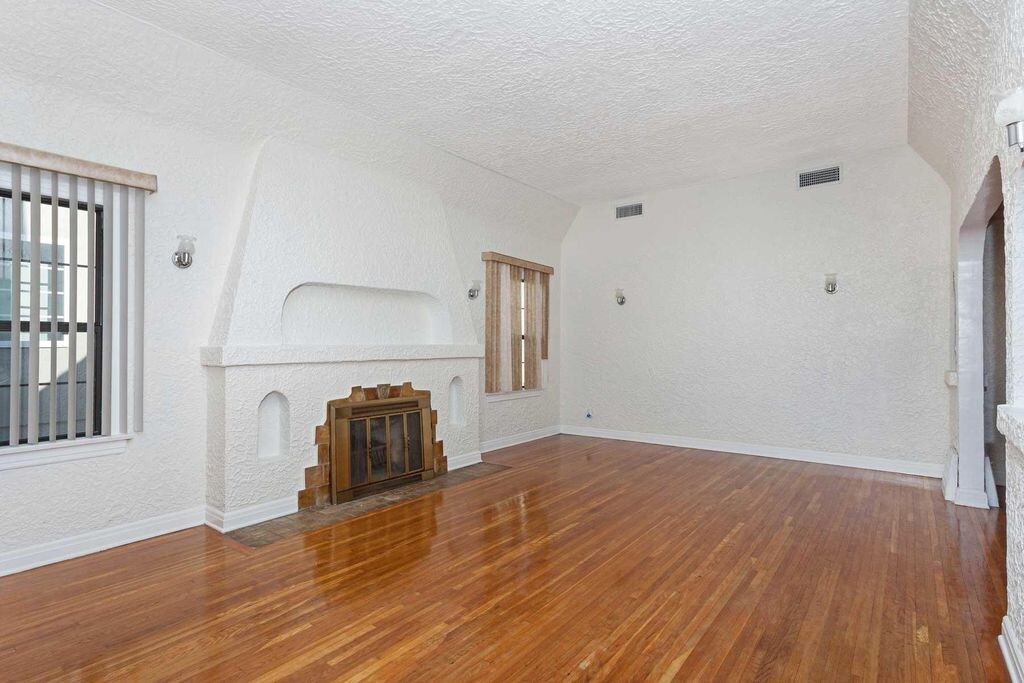 Foto del edificio - 730 Portola Ave