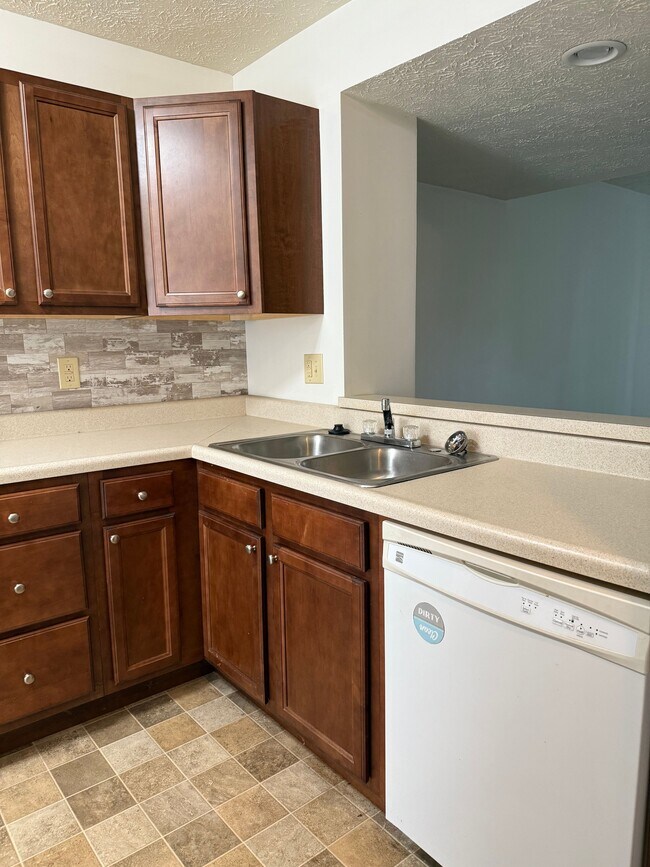 Foto del edificio - 517 E Graham Pl