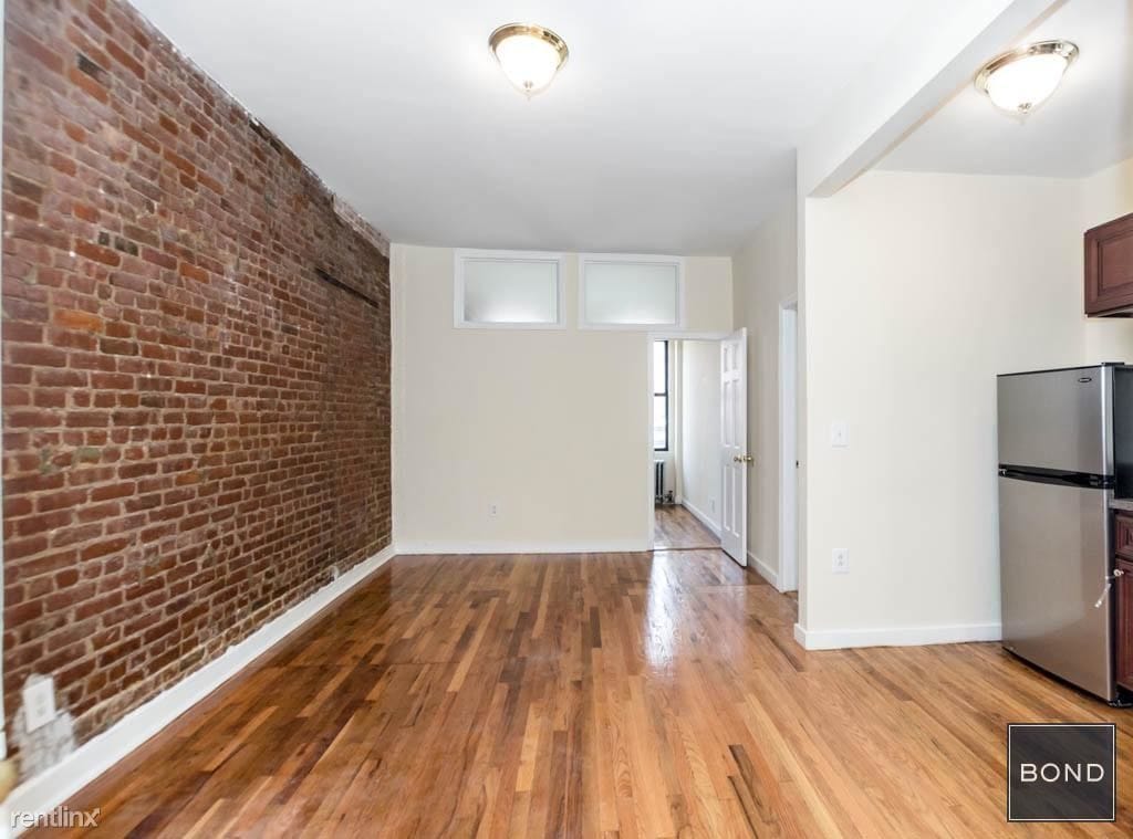 Building Photo - 344 W 57TH St