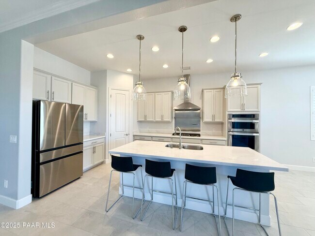 Building Photo - 6832 Claret Dr