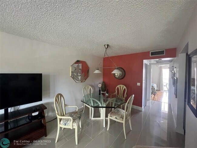Foto del edificio - 1301 SW 134th Way