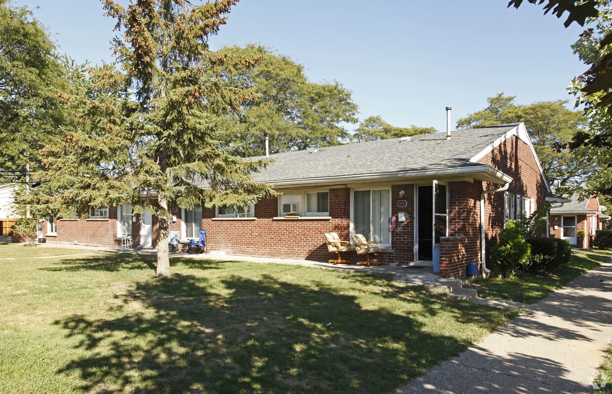 64016435 Middlebelt Rd, Garden City, MI 48135 Apartments Garden City