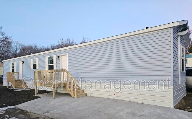 Foto del edificio - 725 S 12th St