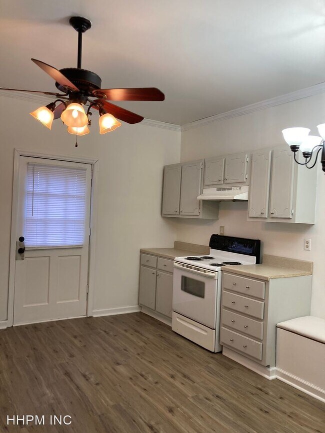 Foto del edificio - 3 br, 2 bath House - 419 East Lelia Street
