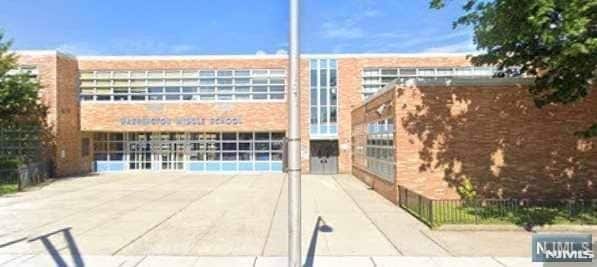 Foto del edificio - 44 Washington St