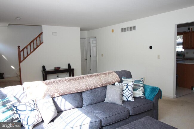 Building Photo - 4 Birchbrook Ct