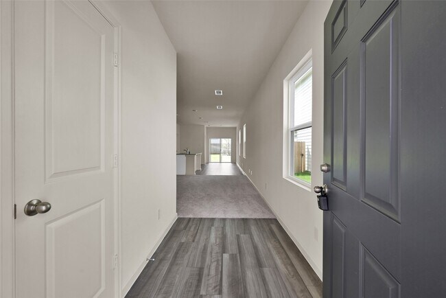 Foto del edificio - 583 Firemoon St