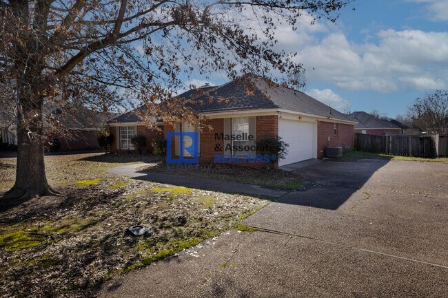 Foto del edificio - 3BR/2BA split plan home in the Germantown School district