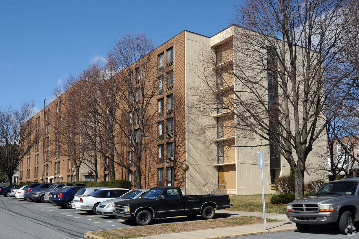 Foto del edificio - Hampton House