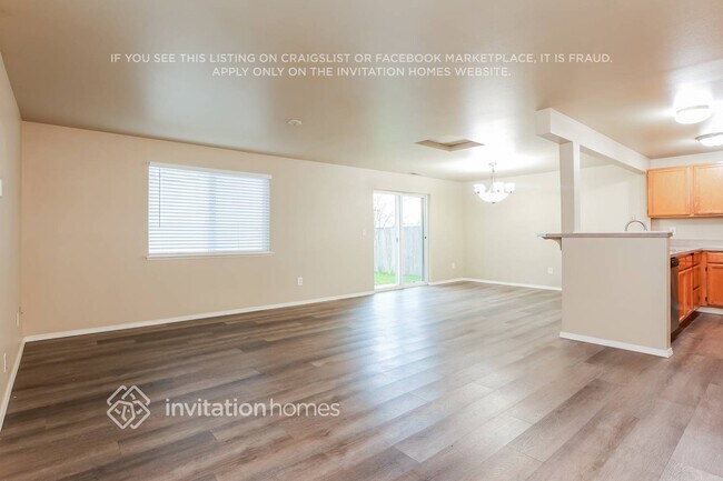 Building Photo - 4323 151st Pl NE