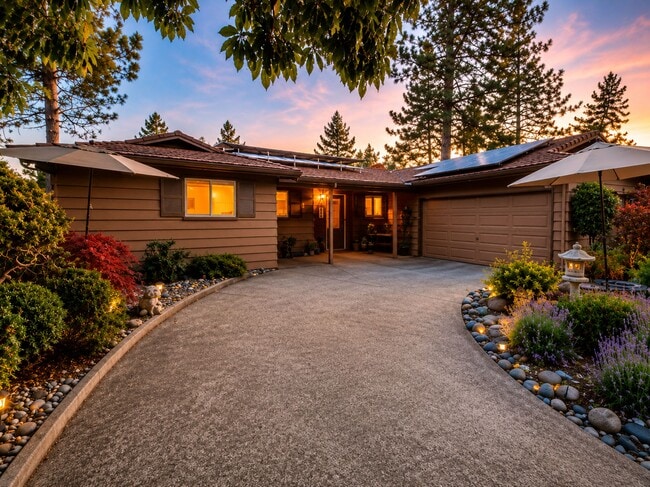 Building Photo - 820 Blue Bell Ct