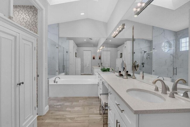 Foto del edificio - 4590 Hazelton Ln